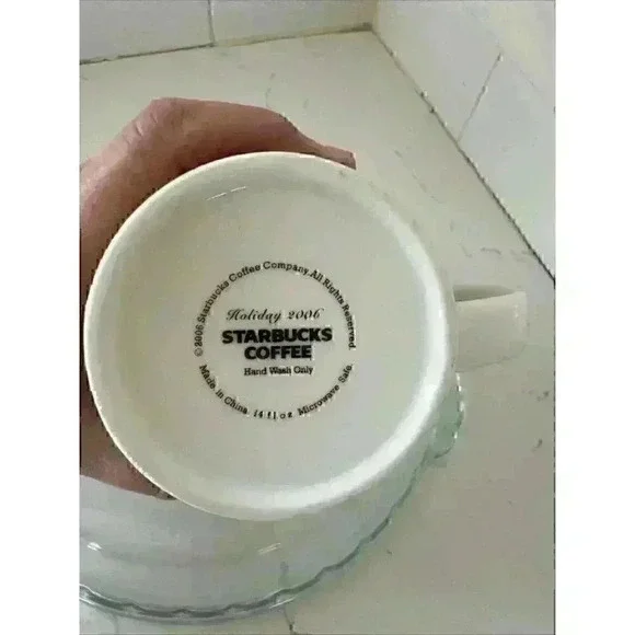 2006 Starbucks NOEL Gold Christmas Holiday Coffee Mug 14 oz - Picture 16 of 16